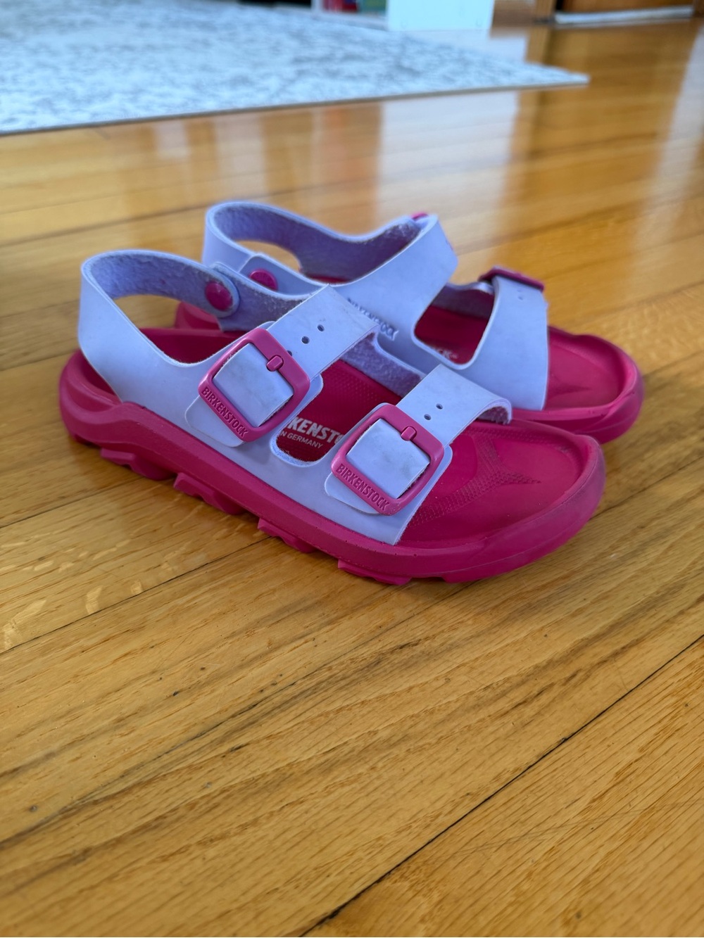 Birkenstock Kids White and Hot Pink Two-Tone Sport Sandals